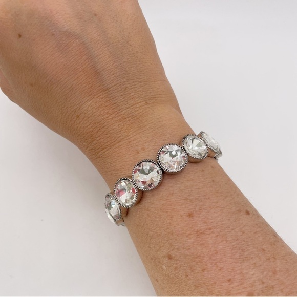 Silver Tone Stretch Rhinestones Bracelet - Picture 1 of 4